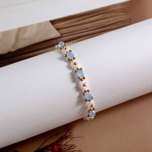 Beaded Daisy Bracelet | Blue Floral Bracelet | Aesthetic Flower Jewelry | Gift .